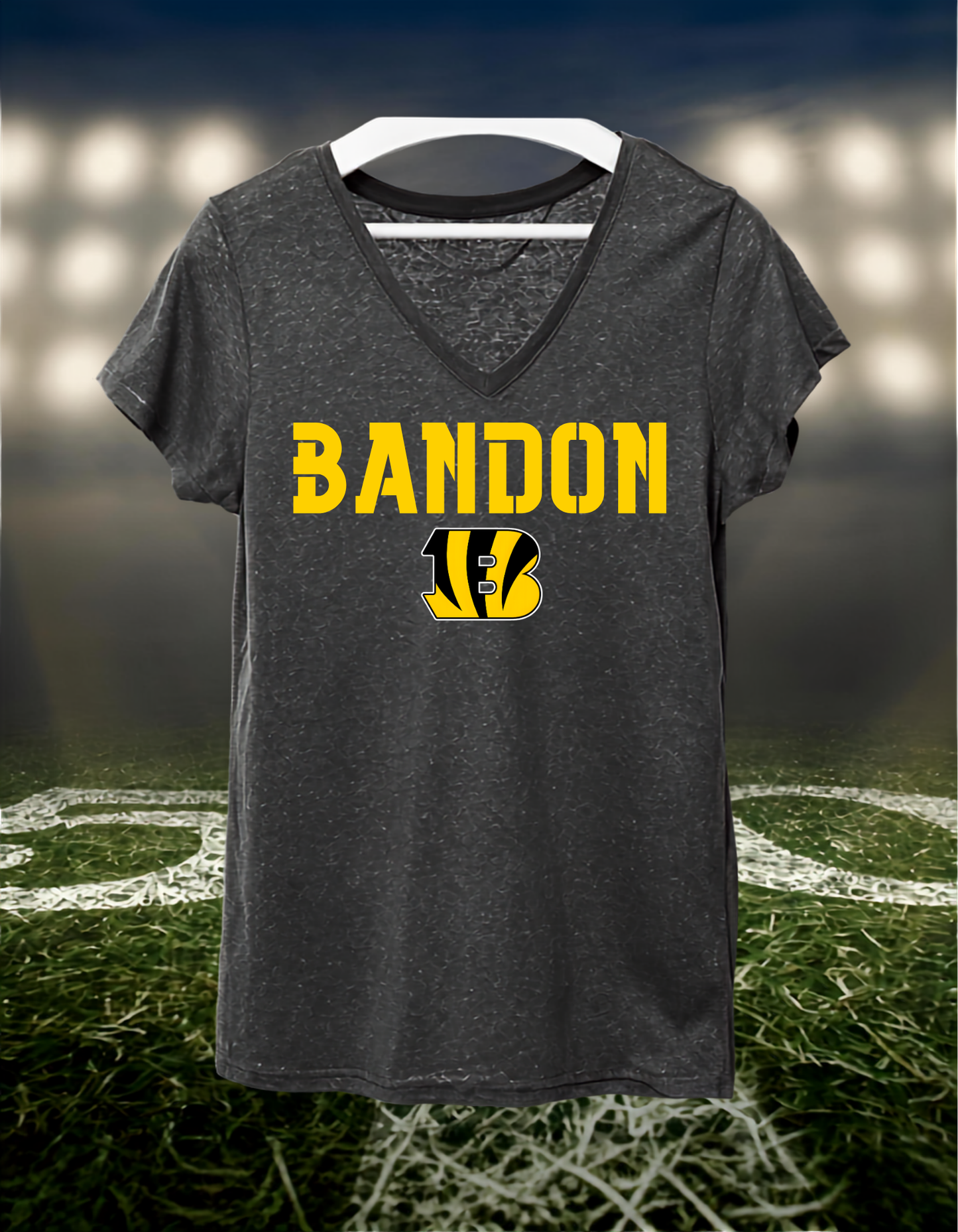 Bandon Tigers Town Mascot – Women's V-Neck T-Shirt in White