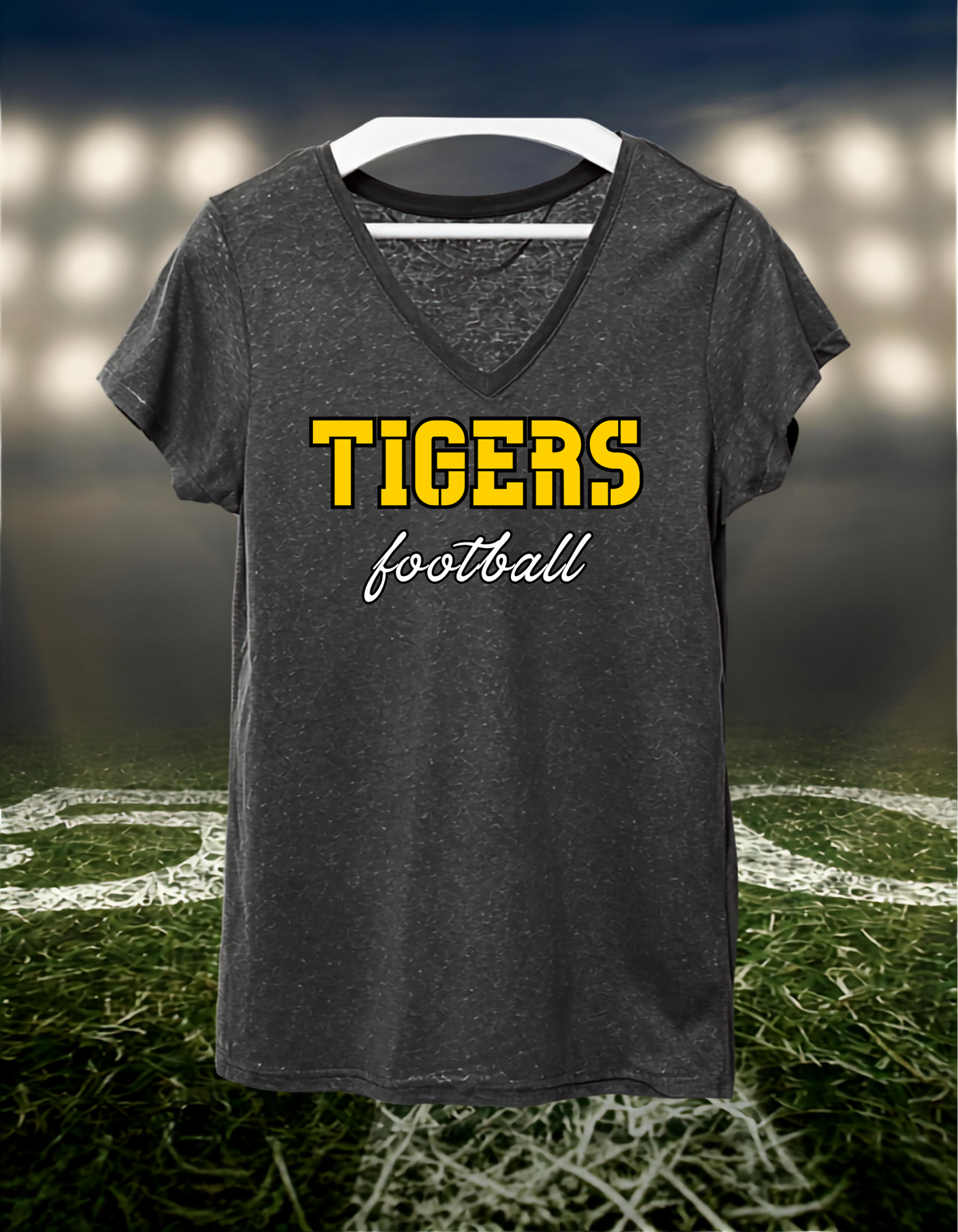 Bandon Tigers Football Text Logo – Women's V-Neck T-Shirt in White